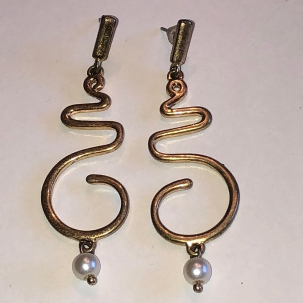 Elegant Gold Tone Boho Swirl Earrings with Faux Pearl Accent